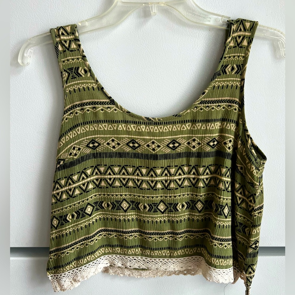 CLEARANCE Women’s Small Green Boho Flowy Patterned Tank Top